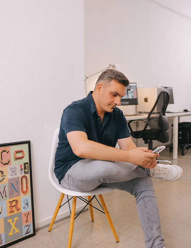 payam zadeh social media